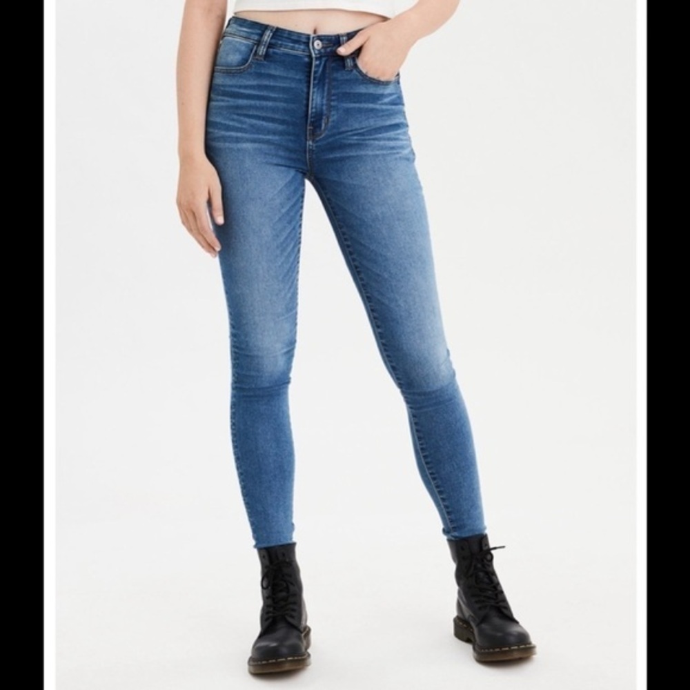 AE Super Stretch Skinny HW Jegging Light Wash 8/18​​​​​​​​​